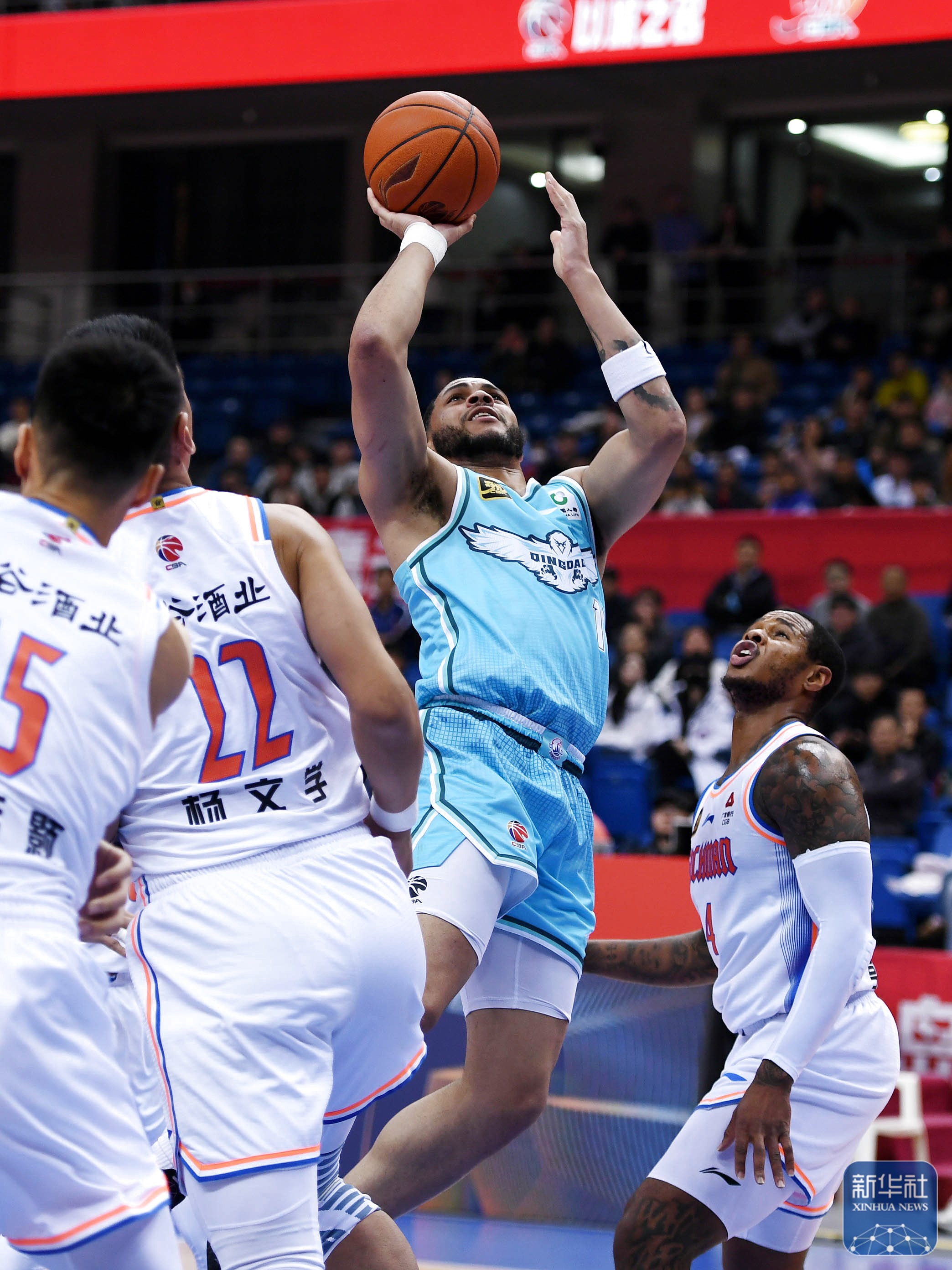 深圳男篮训练开放日，转会期手感冰凉引欢呼，NBA常规赛在即，球队文化再被提及的简单介绍